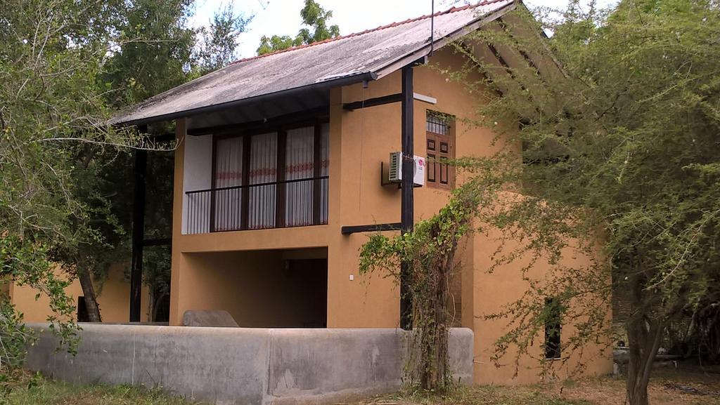 Mankada Resort Anuradhapura Exterior photo